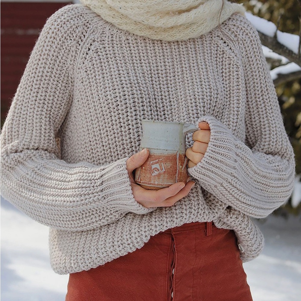Nui Organic Women wool sweater